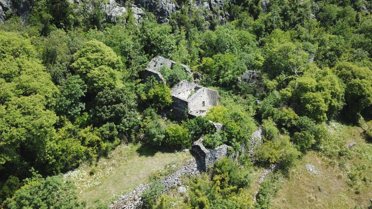 Camp Podkraj Hotel Вирпазар Екстериор снимка