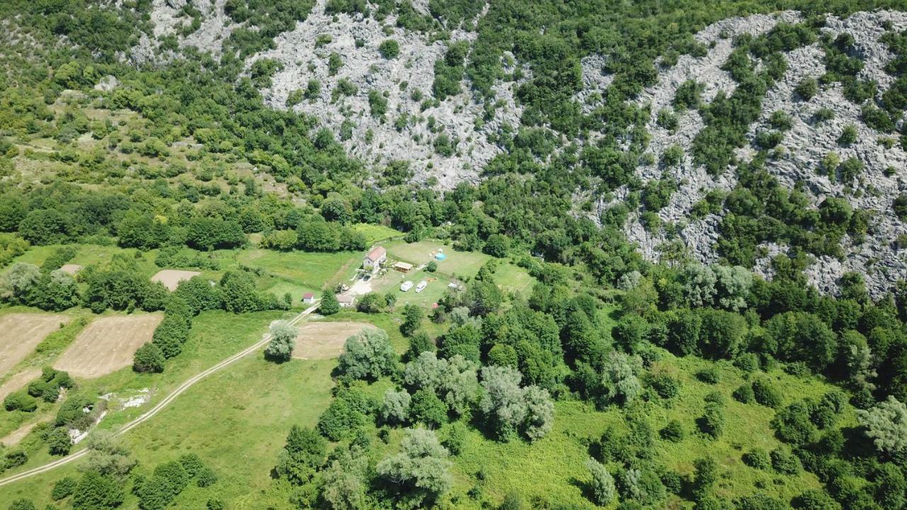Camp Podkraj Hotel Вирпазар Екстериор снимка